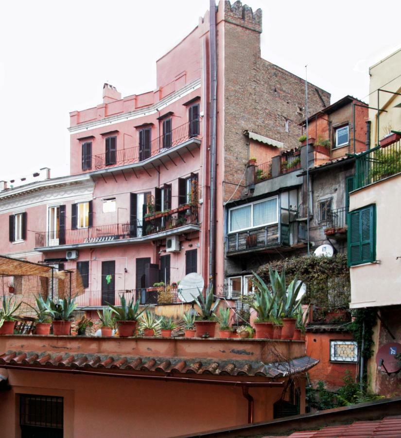 Roma Center Fori Imperiali Raffy'S Charming Suite Exterior photo